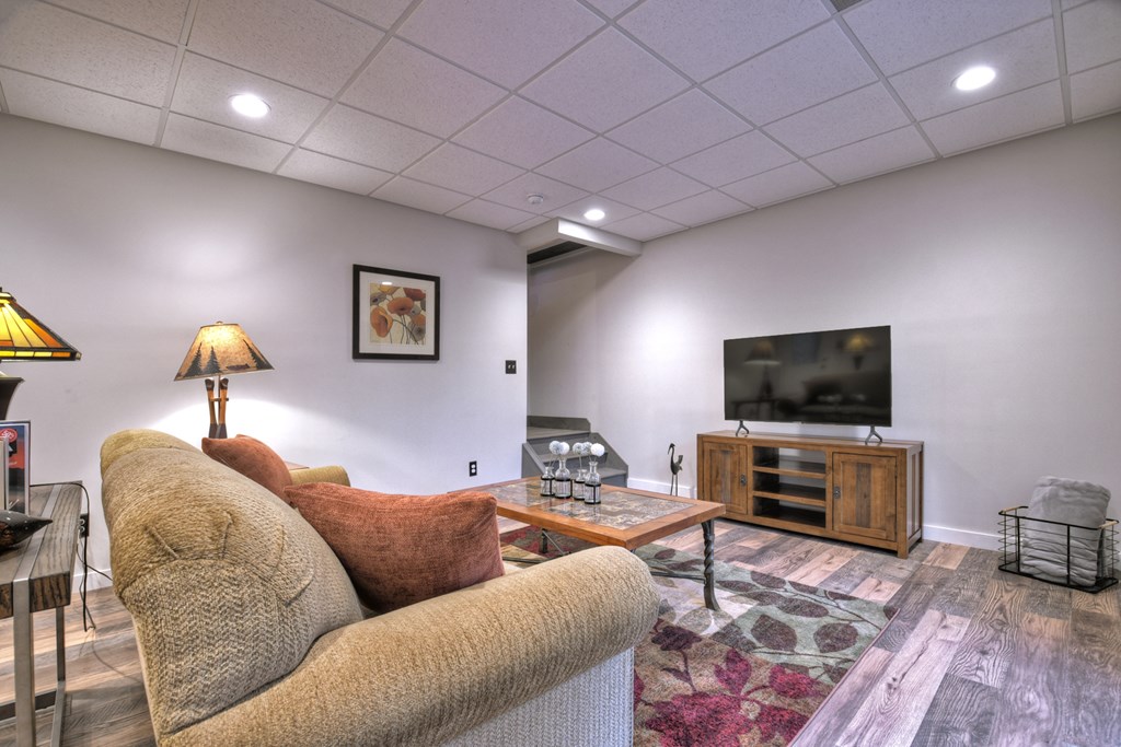 153 Seven Pines Trail