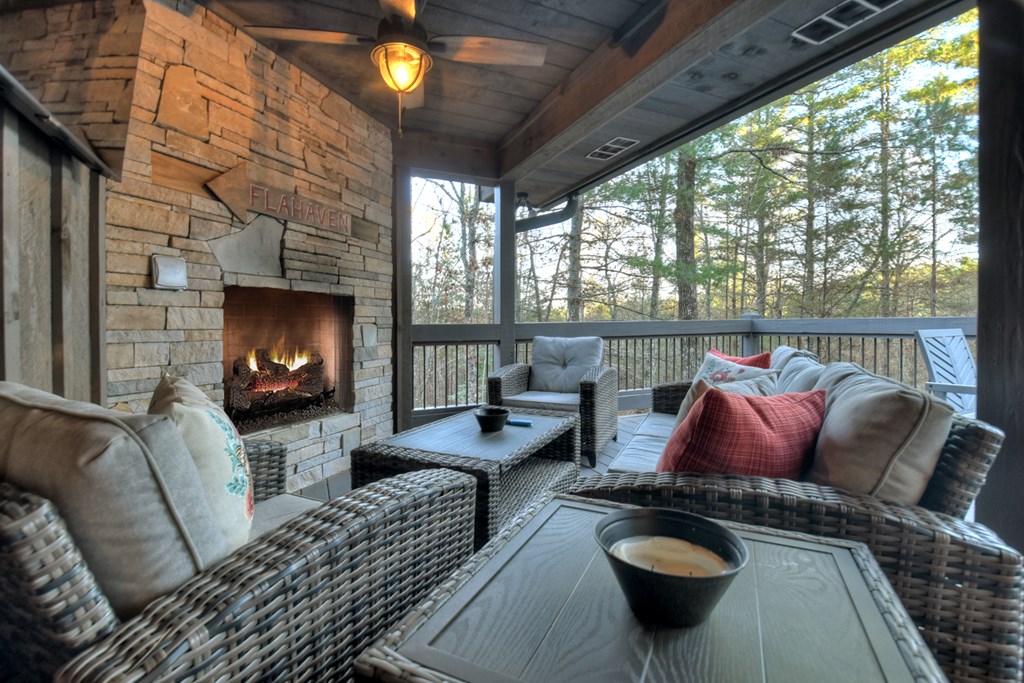 153 Seven Pines Trail