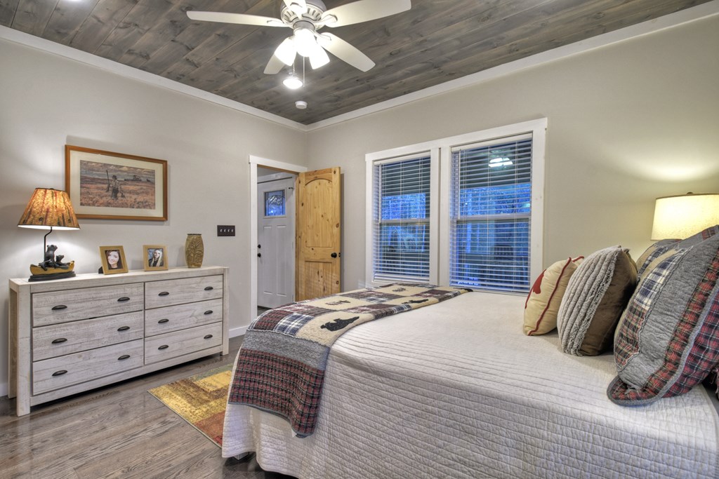 153 Seven Pines Trail