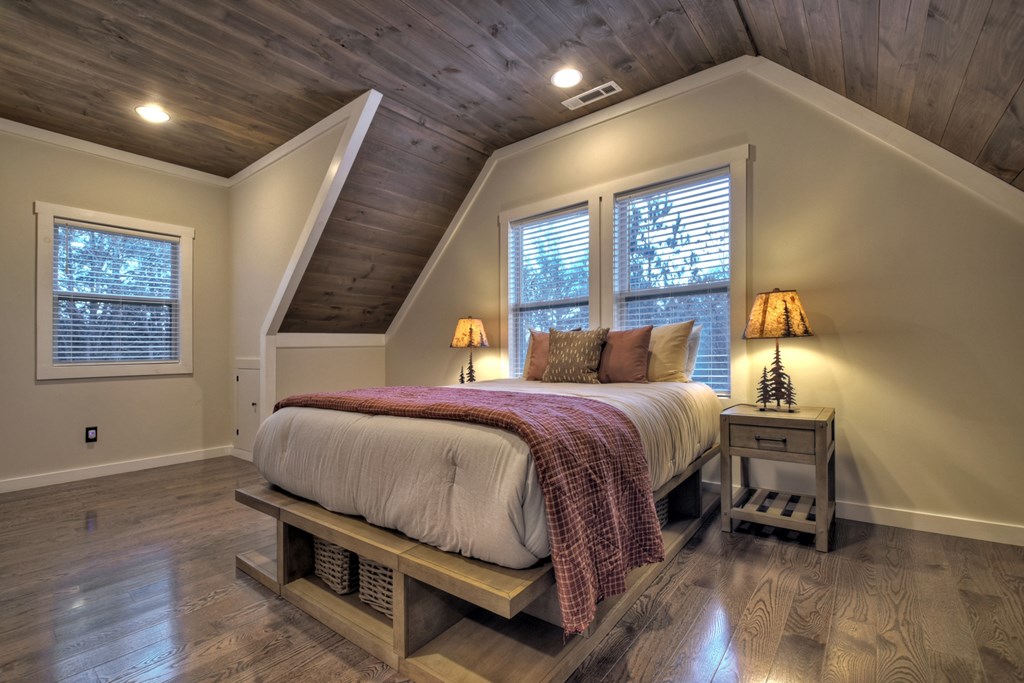 153 Seven Pines Trail