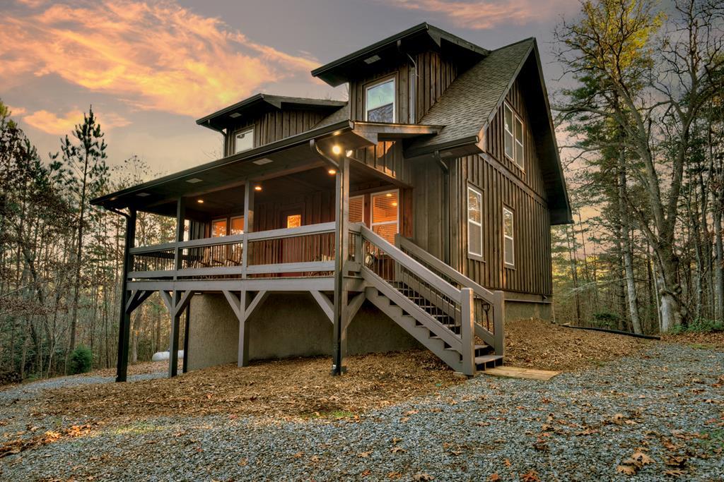 153 Seven Pines Trail