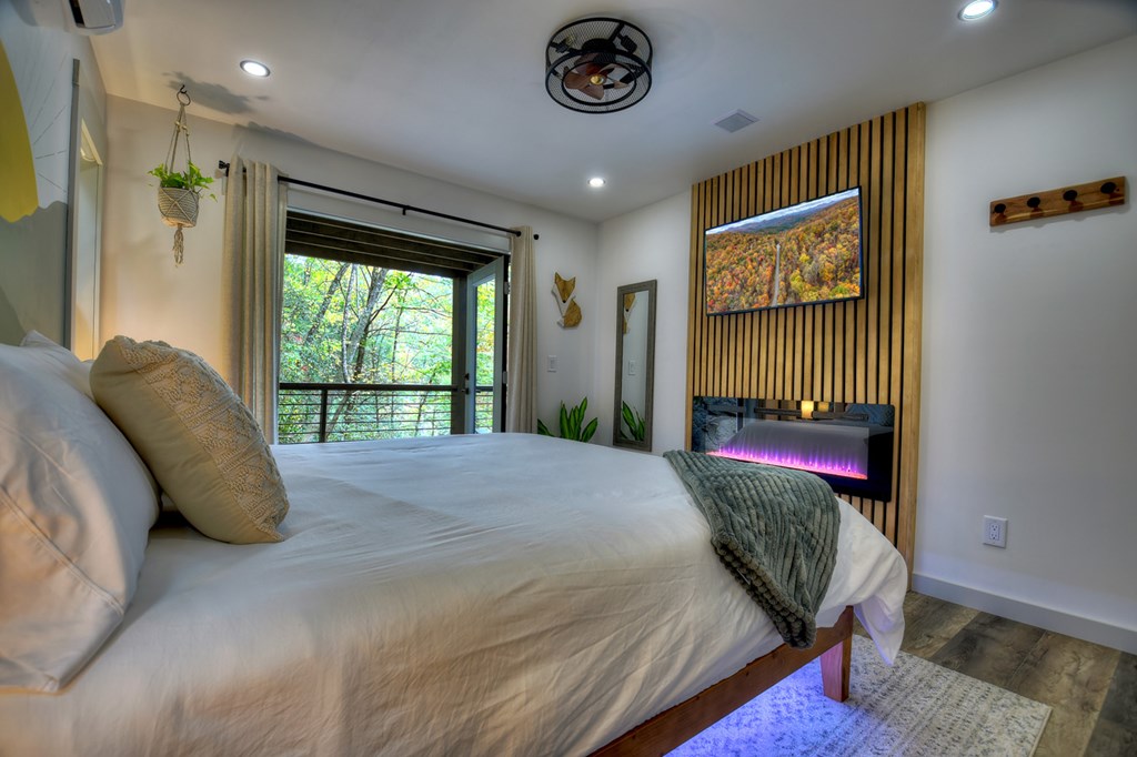 372 Flat Creek River Road