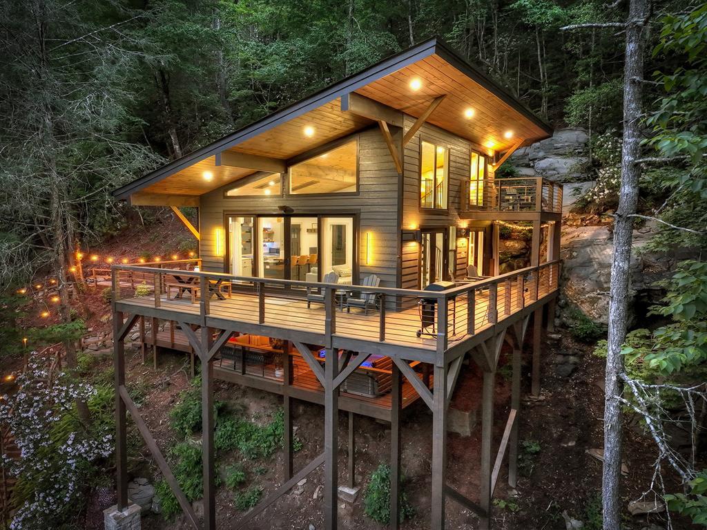 372 Flat Creek River Road