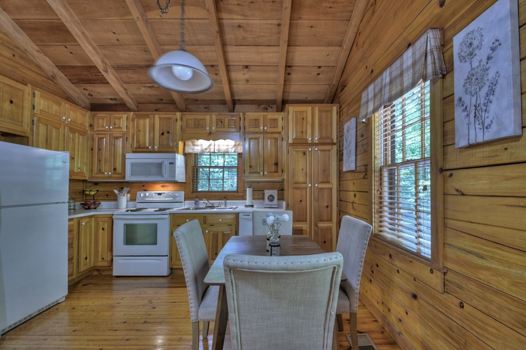 335 Misty Hollow Road