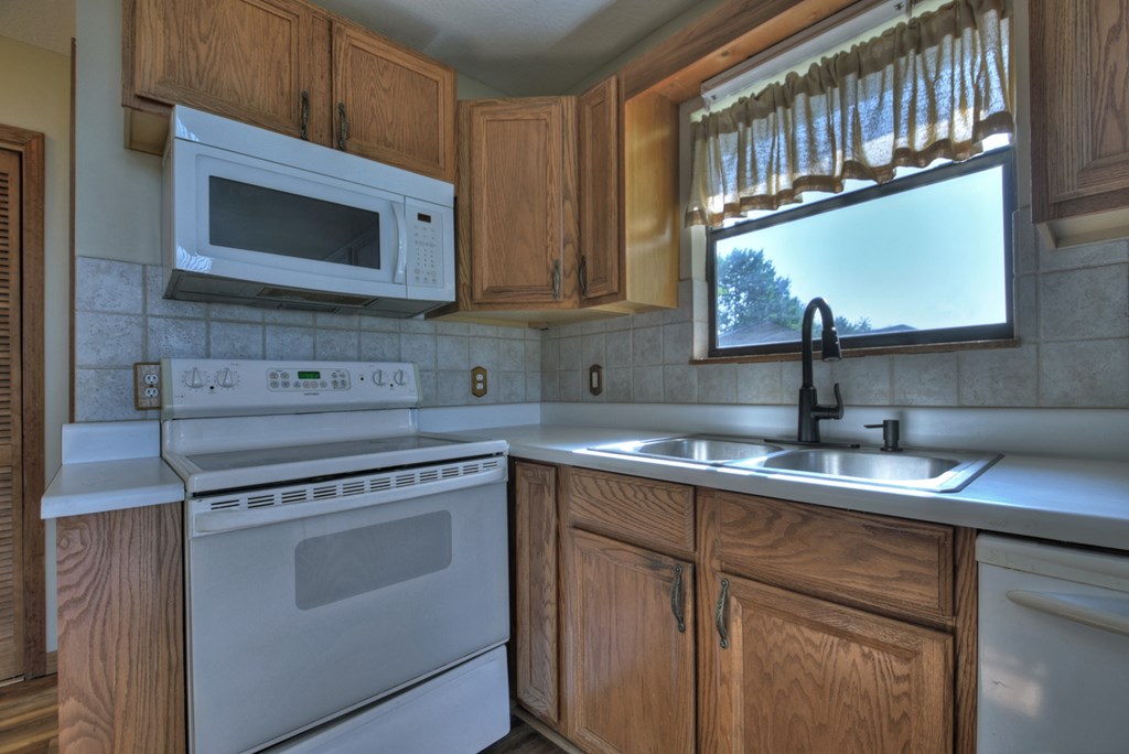 617 Country Mountain Ridge Drive