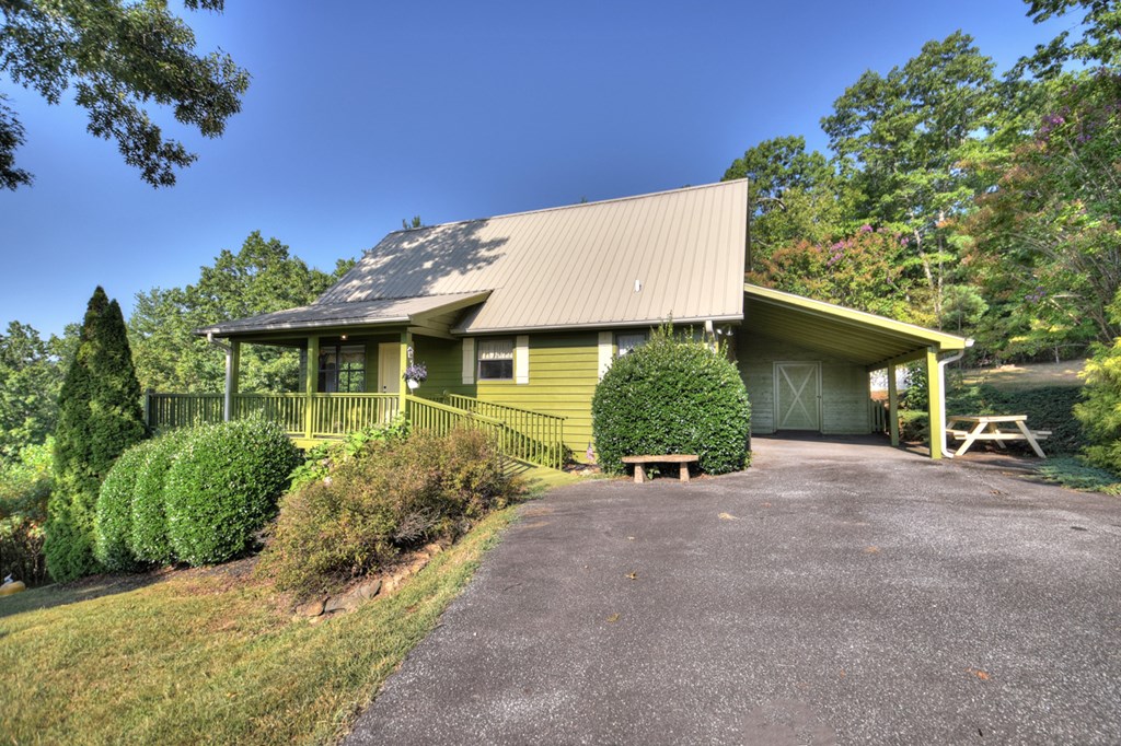 617 Country Mountain Ridge Drive