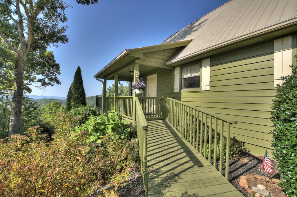 617 Country Mountain Ridge Drive