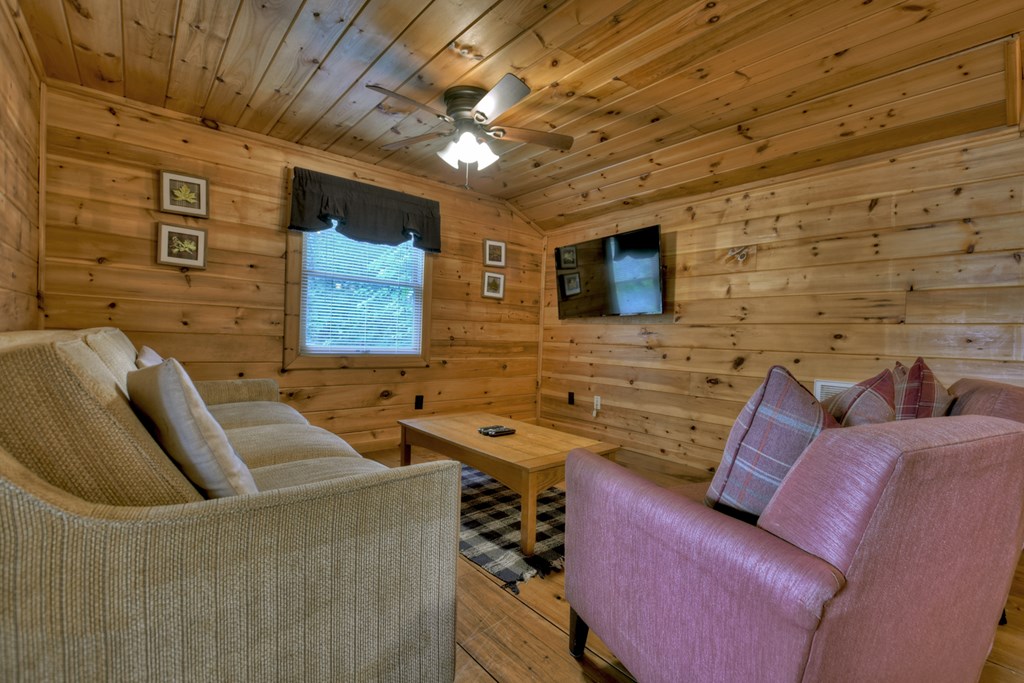 477 Mountain View Circle