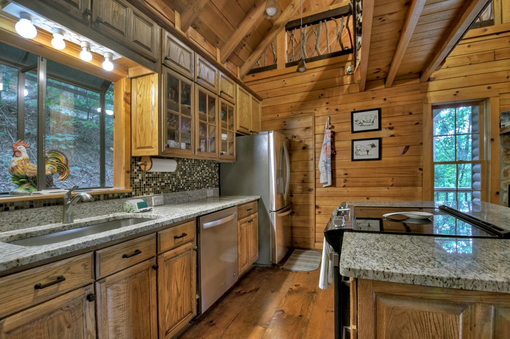 477 Mountain View Circle