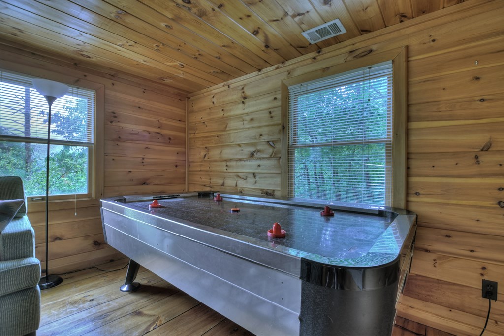 477 Mountain View Circle