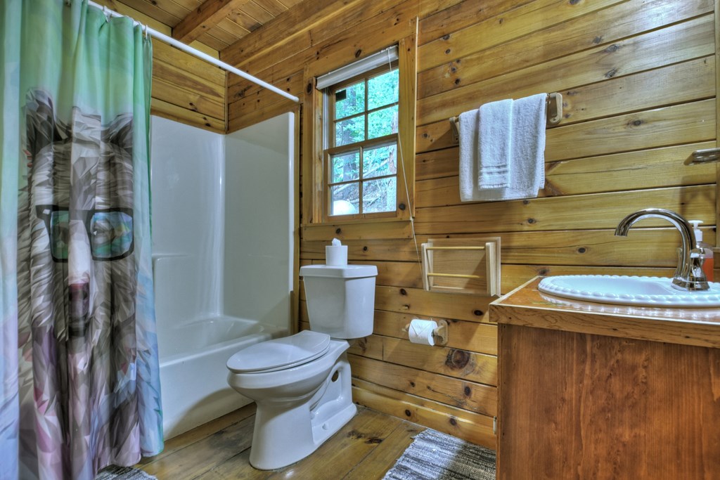 477 Mountain View Circle