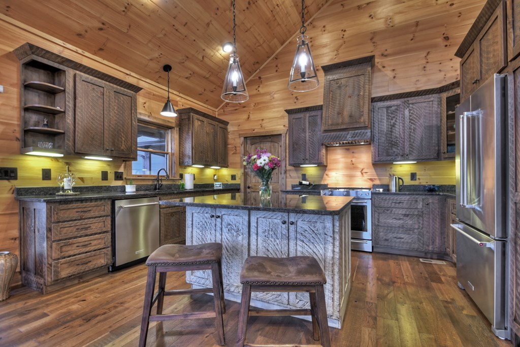 177 Toccoa Vista Lane