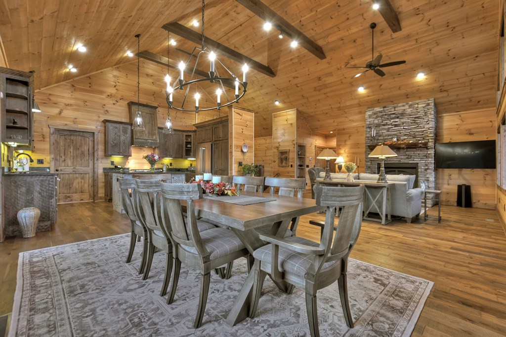 177 Toccoa Vista Lane