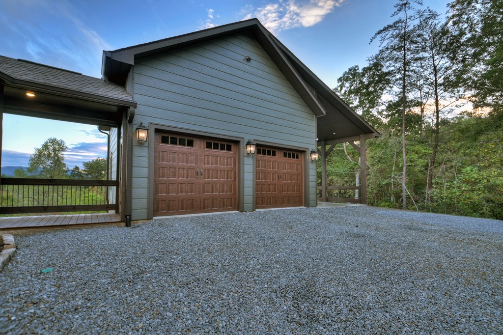 177 Toccoa Vista Lane