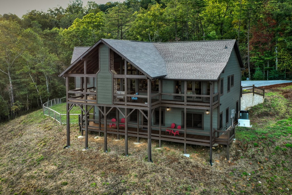 177 Toccoa Vista Lane