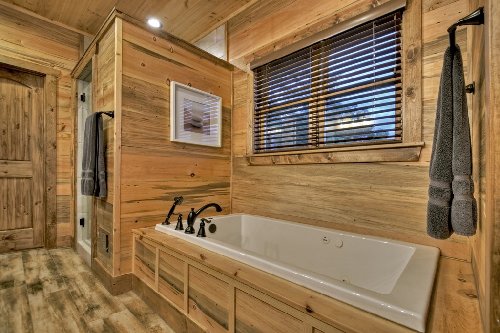 177 Toccoa Vista Lane