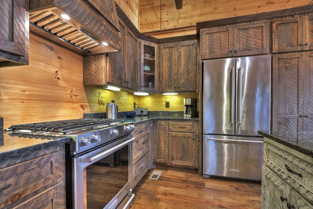 177 Toccoa Vista Lane