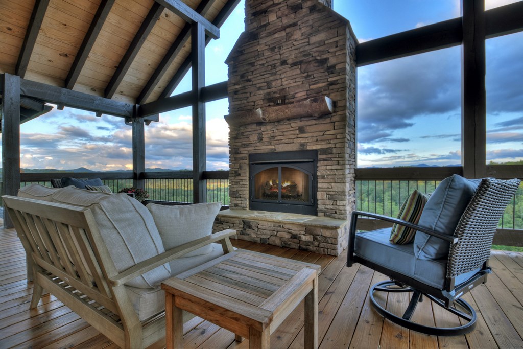 177 Toccoa Vista Lane