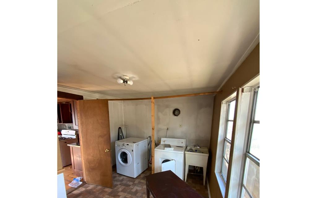 1344 Piney Spur Road S