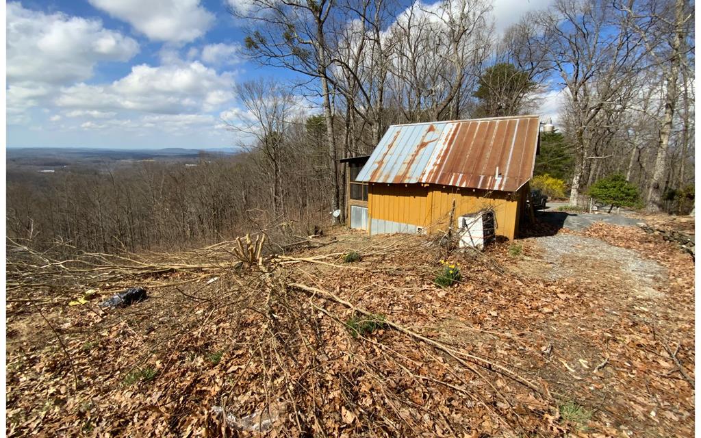 1344 Piney Spur Road S