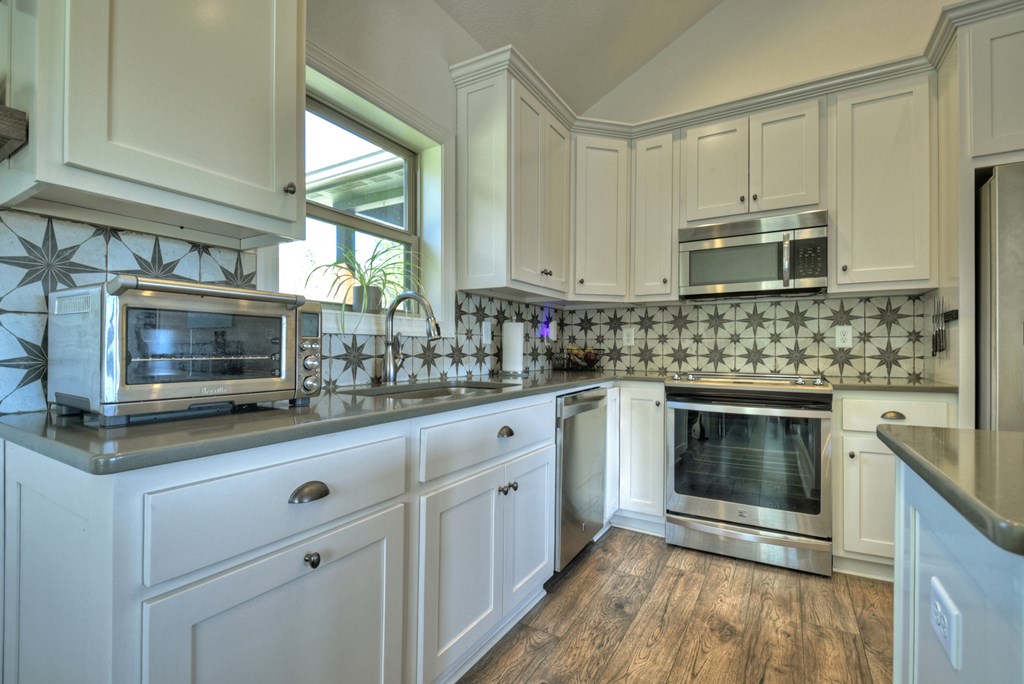 1183 Barnes Creek Road