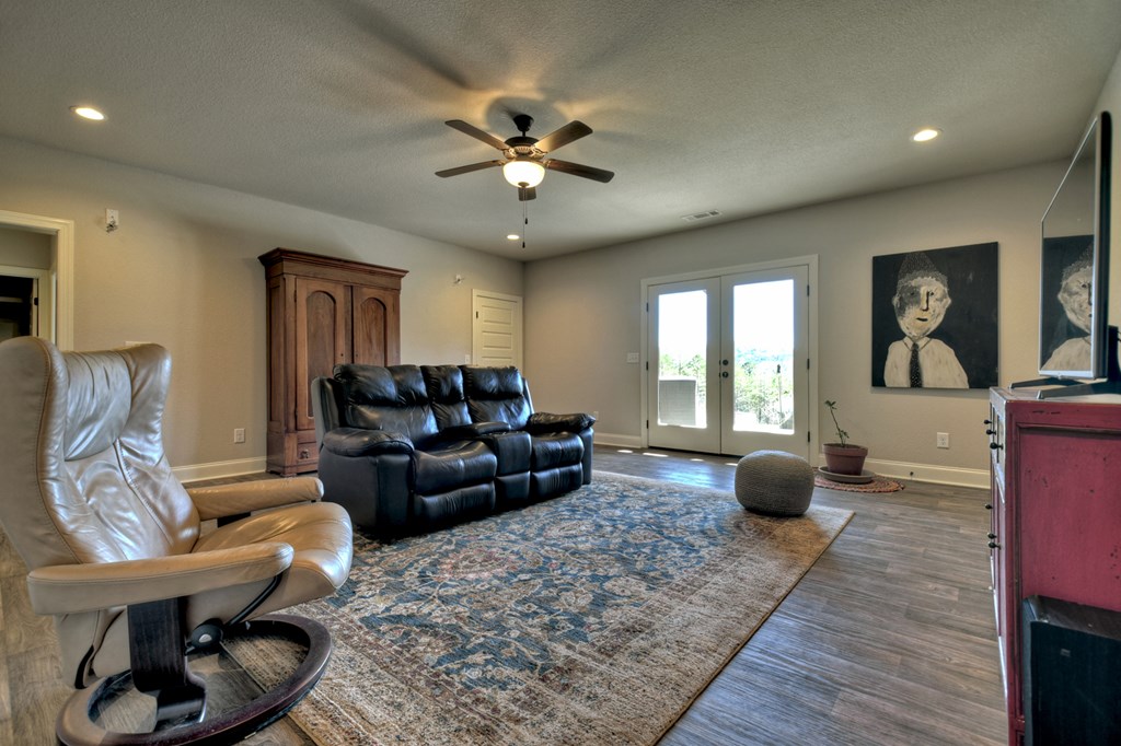 1183 Barnes Creek Road