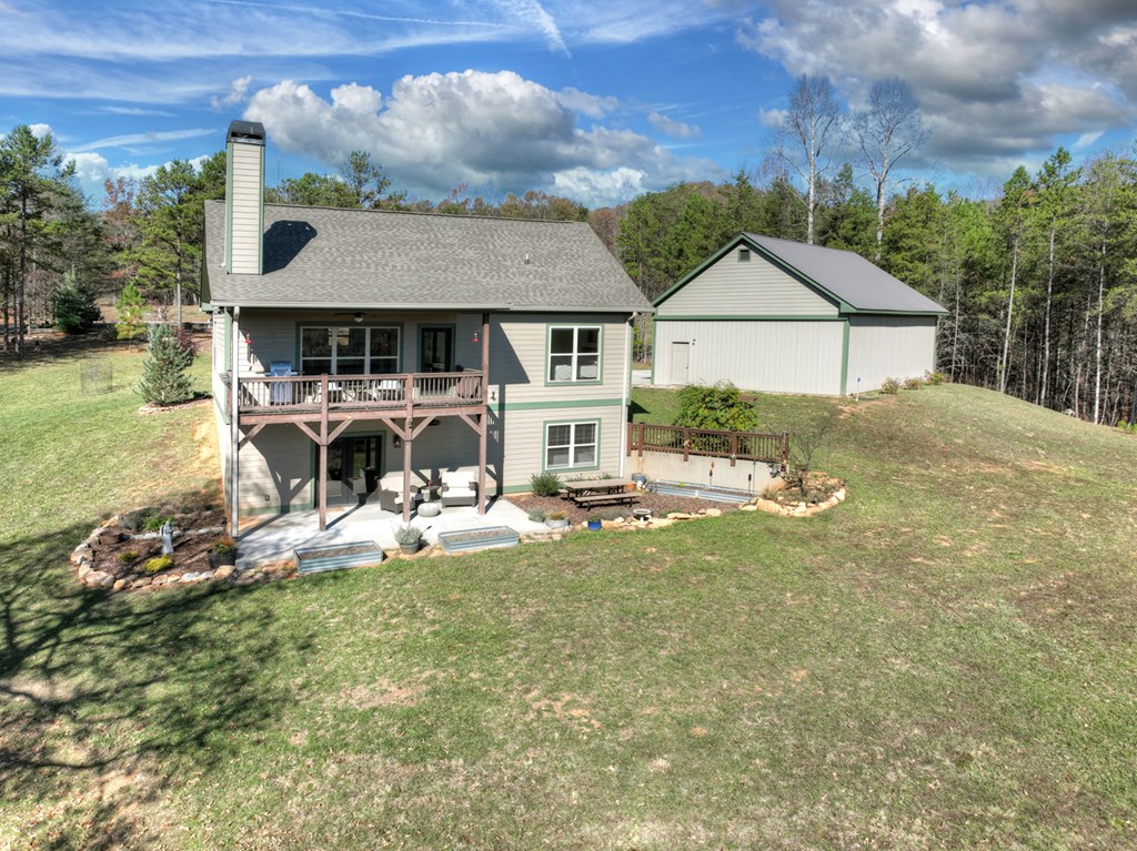 1183 Barnes Creek Road