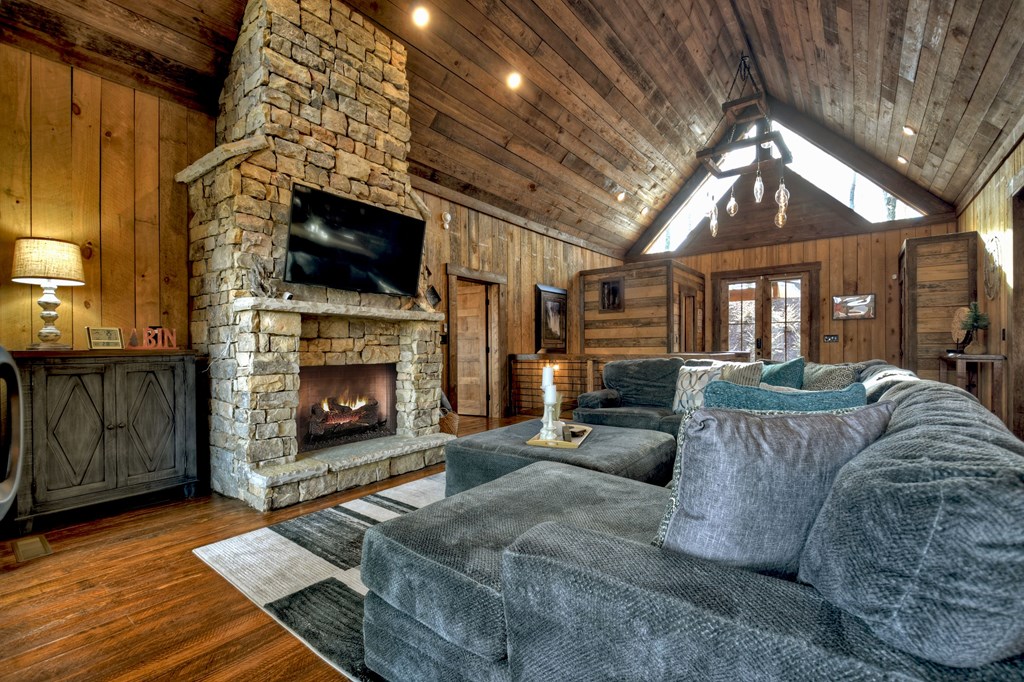 258 Forest Ridge Drive