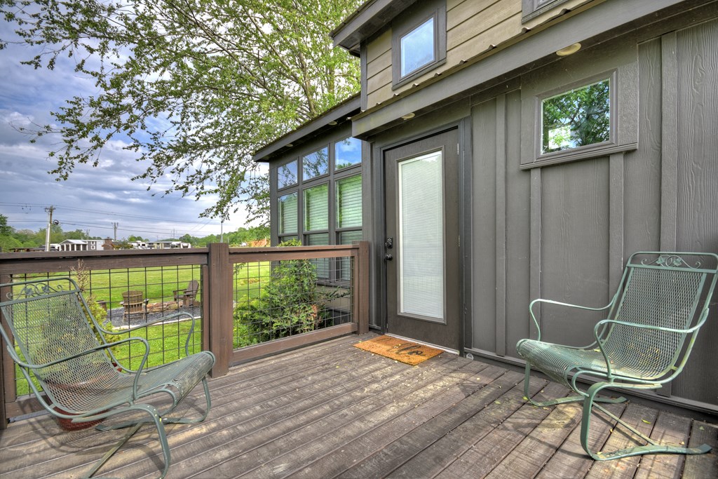 35 Mountain Meadows Circle