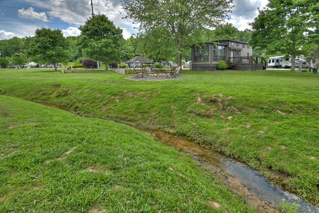 35 Mountain Meadows Circle