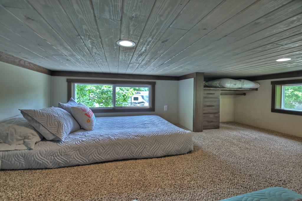 35 Mountain Meadows Circle