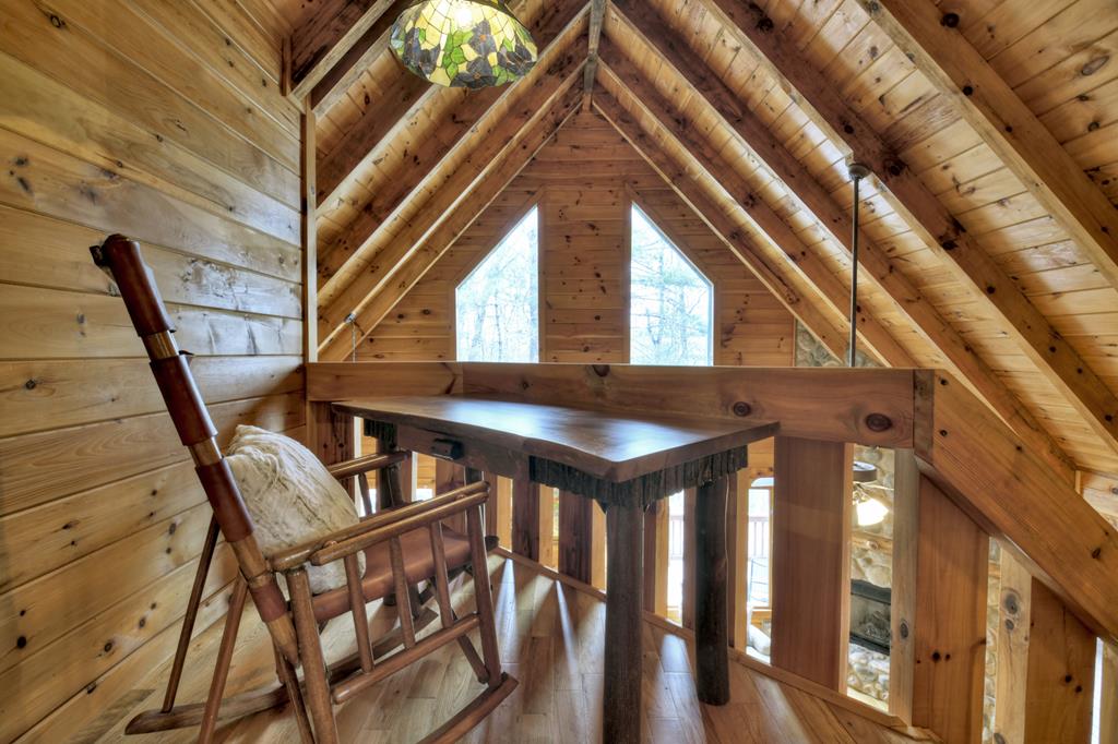 162 Toccoa Overlook Lane