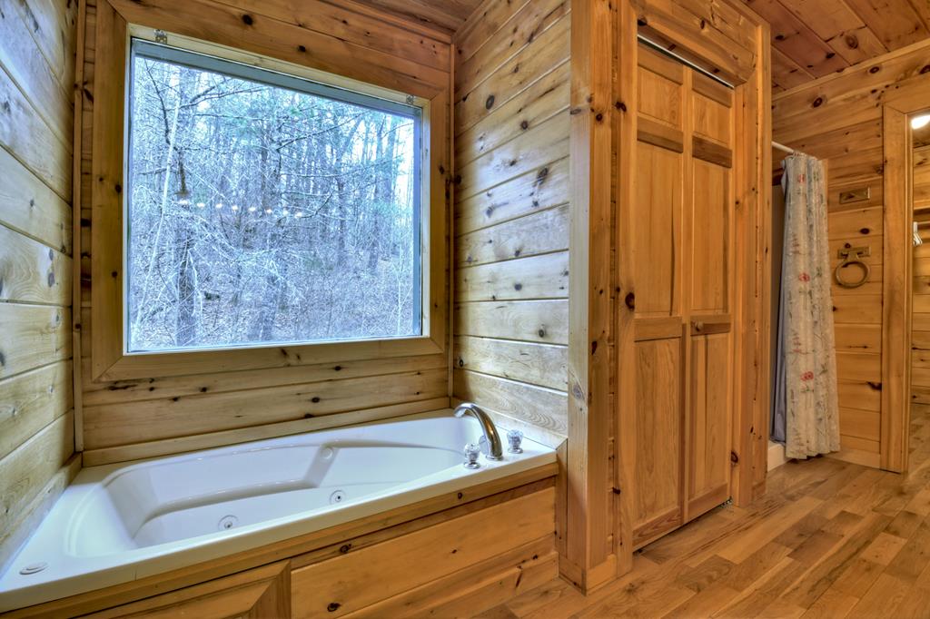 162 Toccoa Overlook Lane