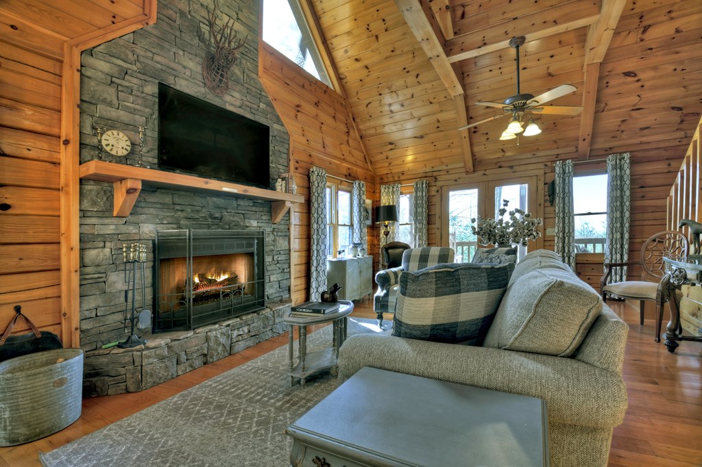 54 Channing Hollow