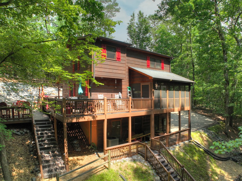 1301 Newport Drive