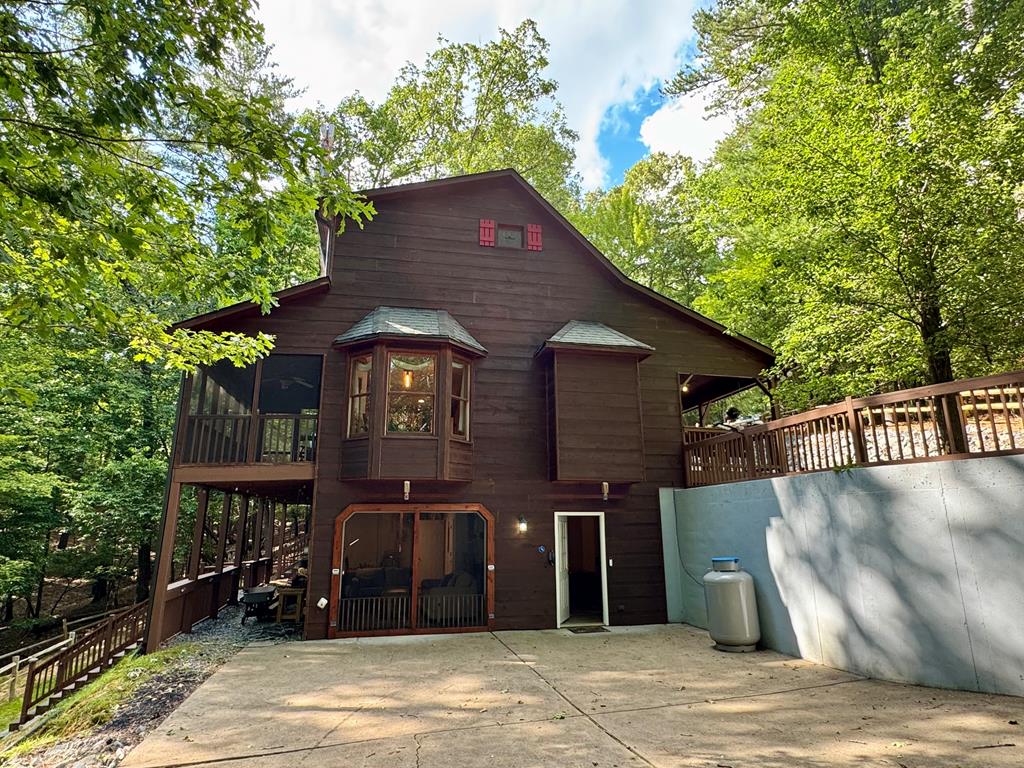 1301 Newport Drive