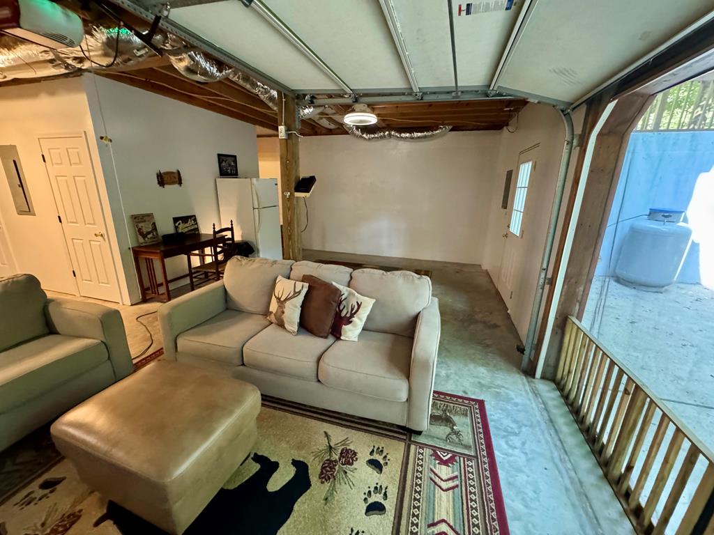 1301 Newport Drive