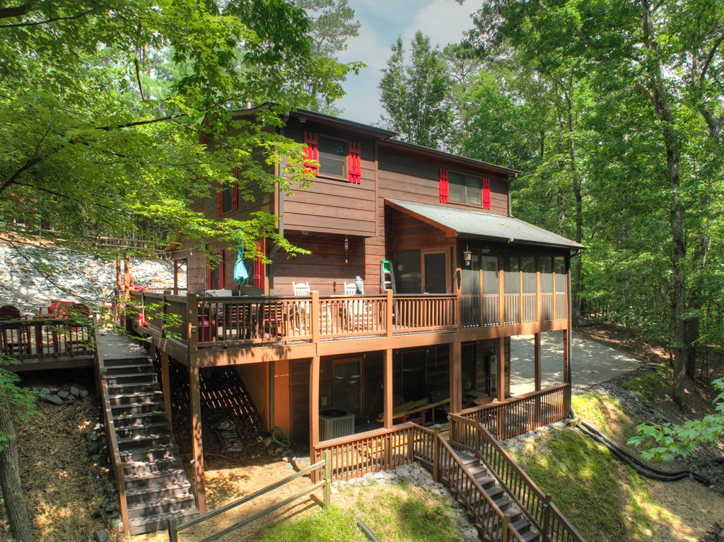 1301 Newport Drive