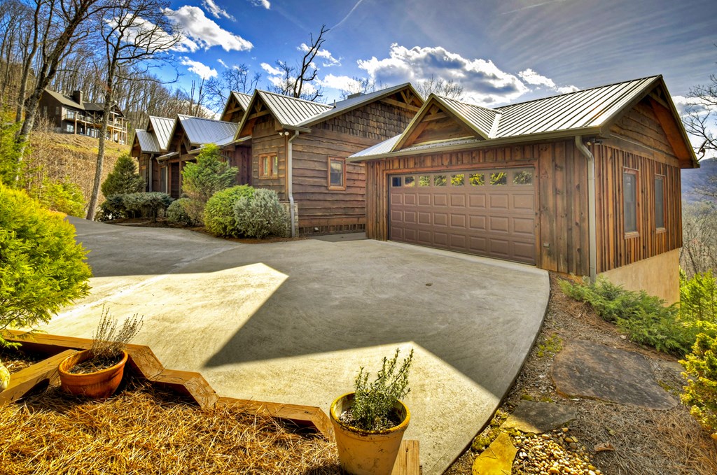 265 Covered Bridge Lane