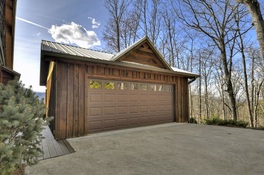 265 Covered Bridge Lane