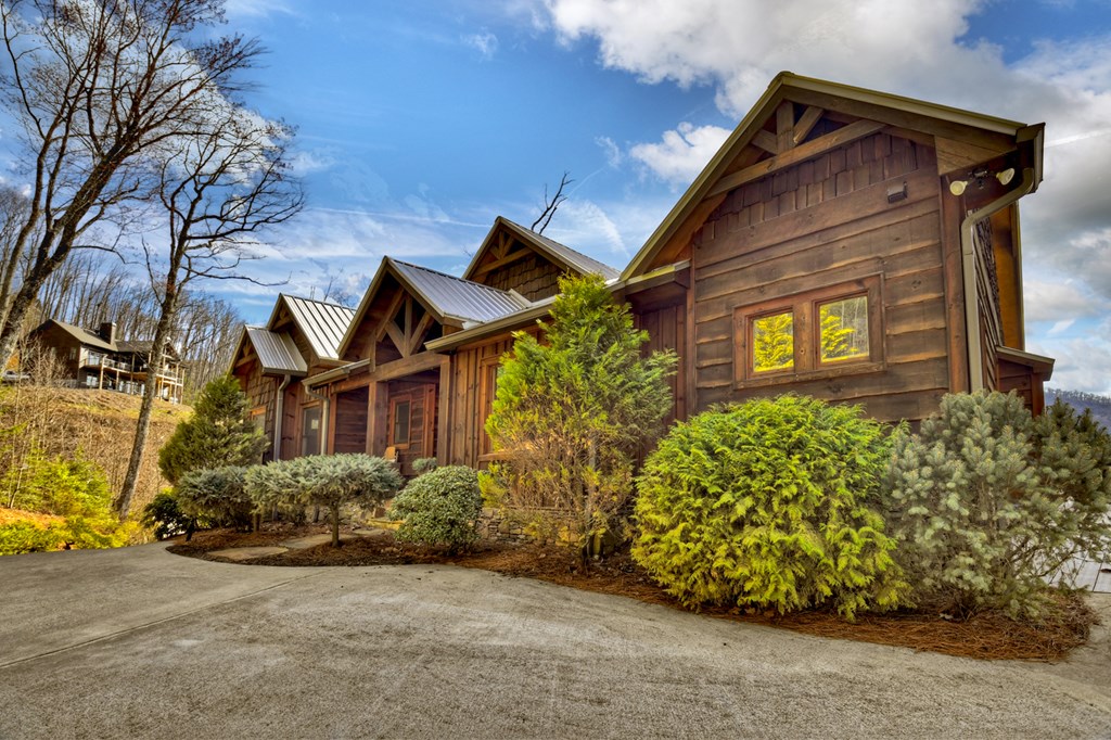 265 Covered Bridge Lane