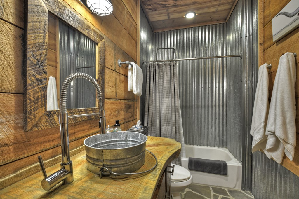 265 Covered Bridge Lane