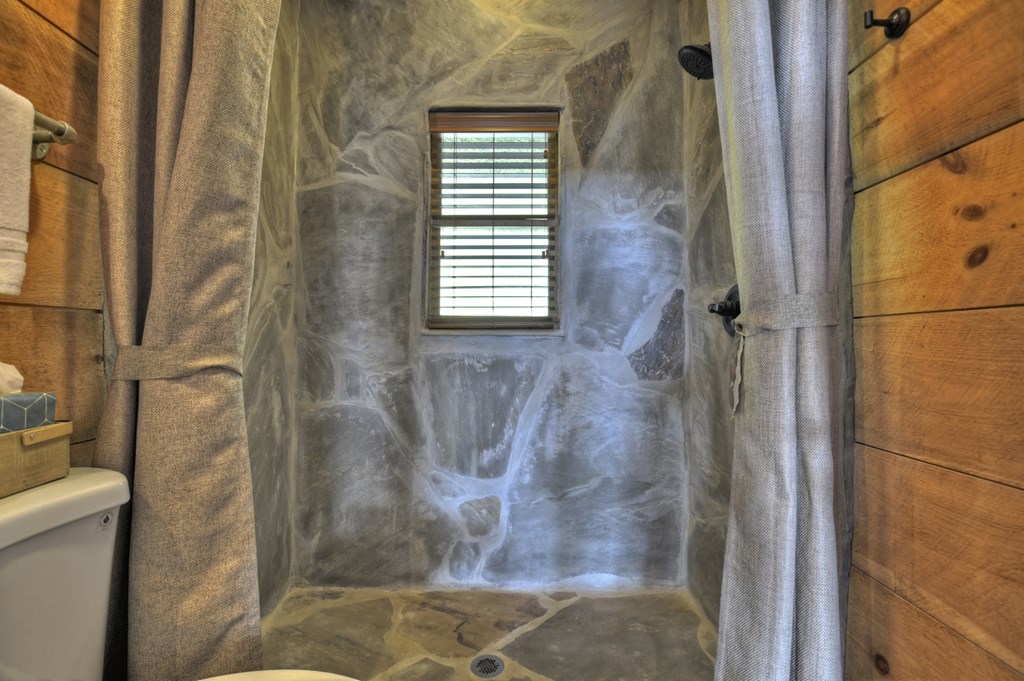 265 Covered Bridge Lane