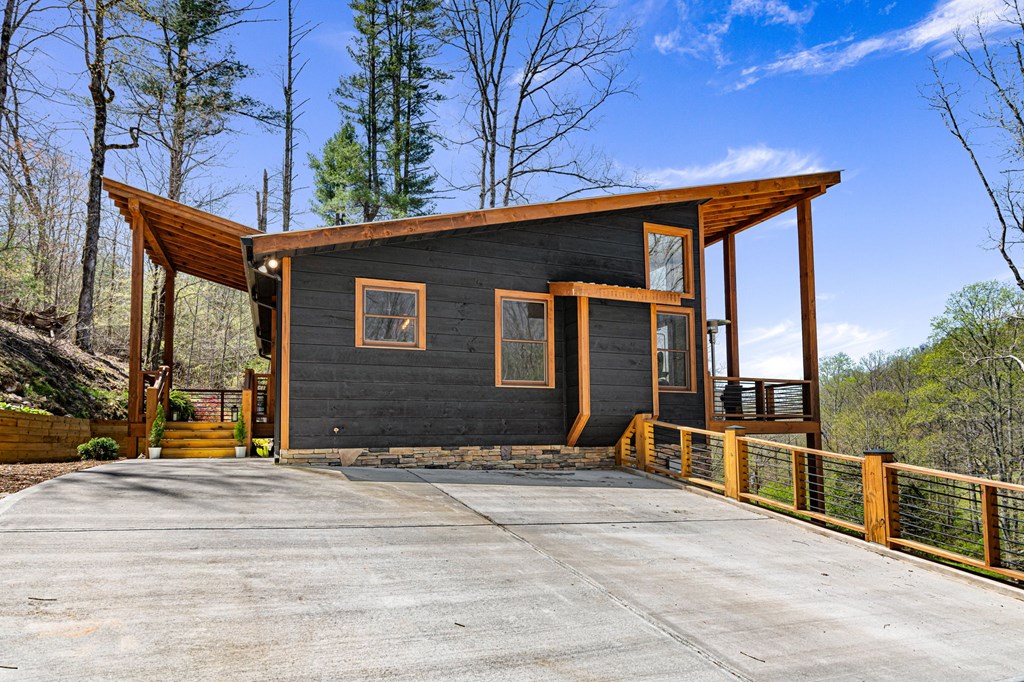529 Hidden Valley Drive