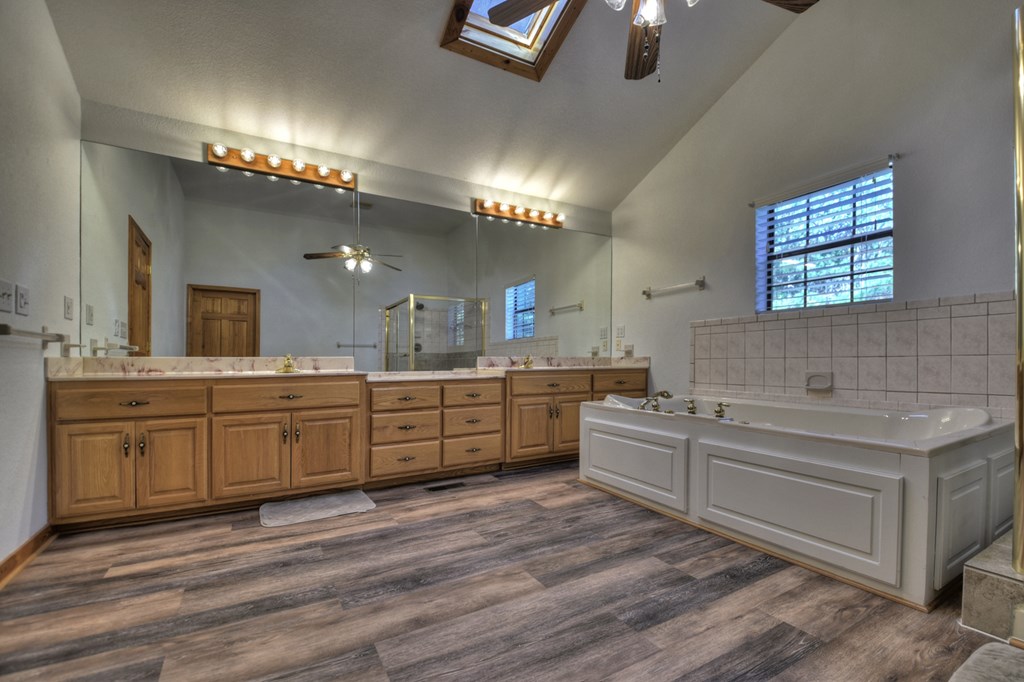 125 Pine View Lane