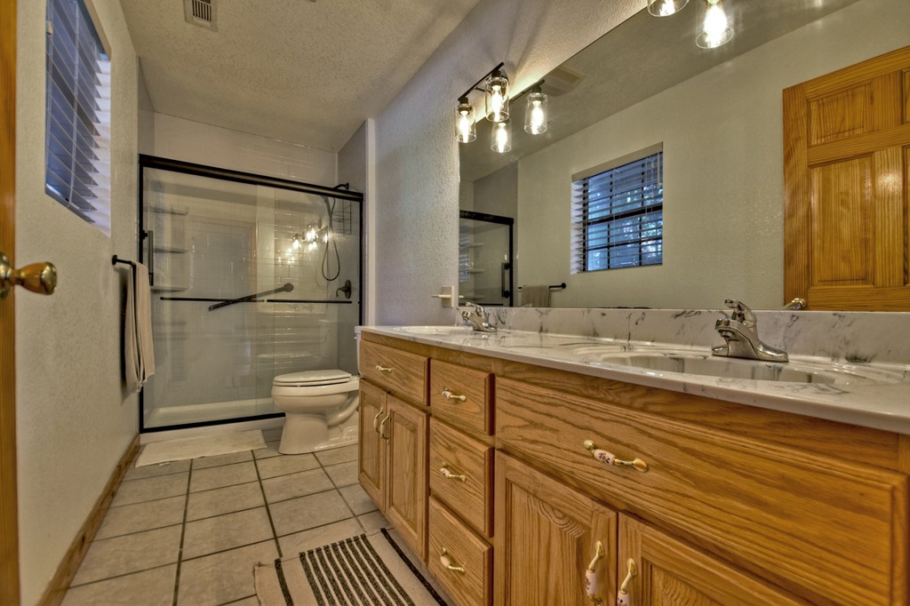 125 Pine View Lane