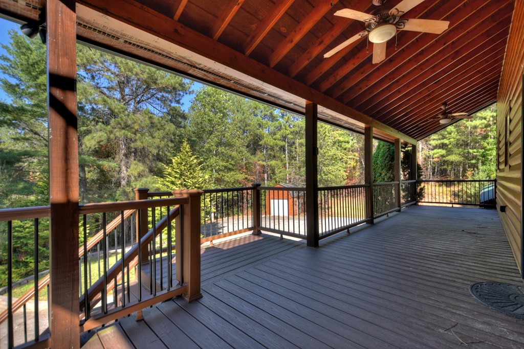 125 Pine View Lane