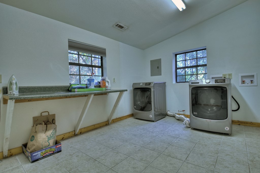 125 Pine View Lane