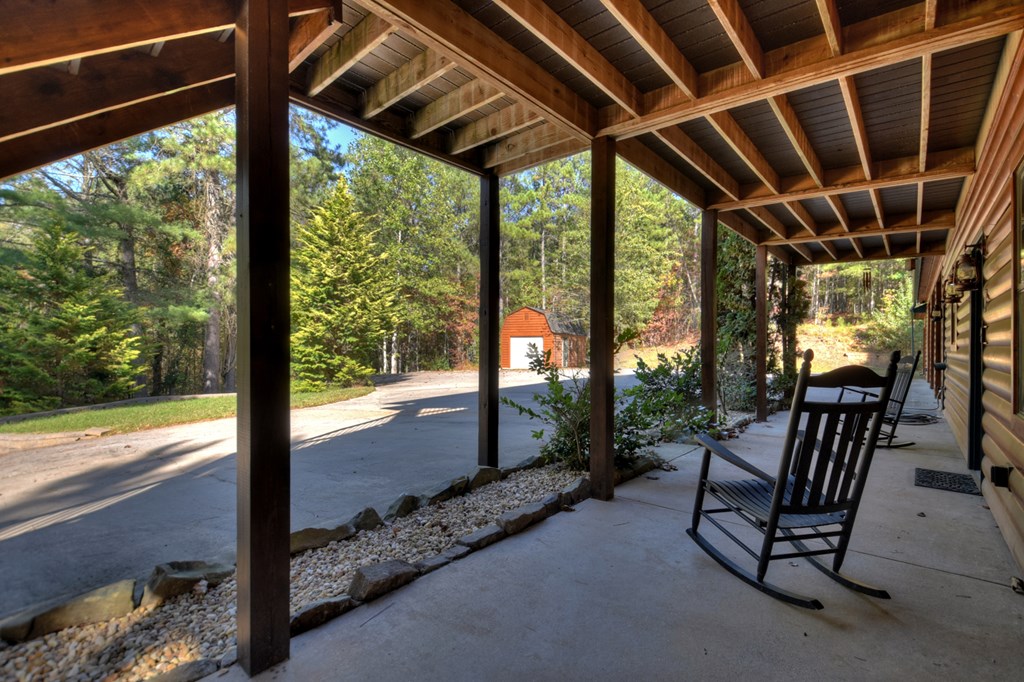 125 Pine View Lane