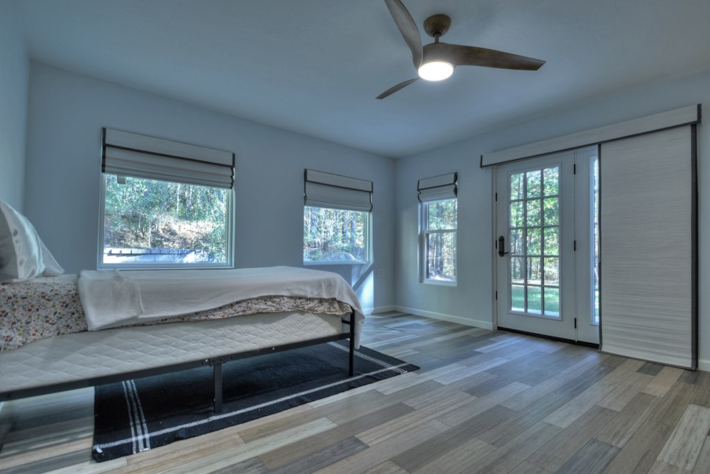 125 Pine View Lane